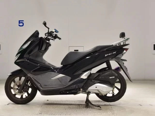 Honda PCX125-3