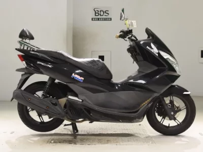 Honda PCX125-2