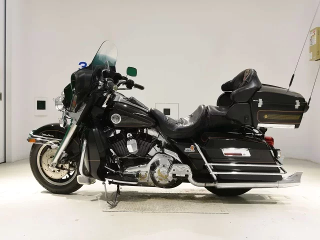 Harley-Davidson HARLEY FLHTCU1450