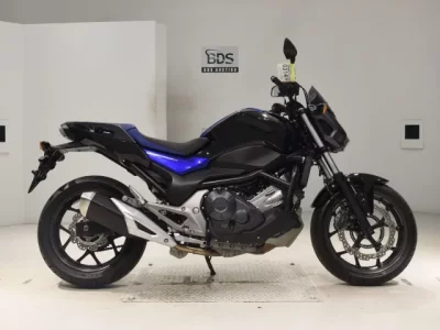 Honda NC750S-2