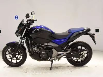 Honda NC750S-2