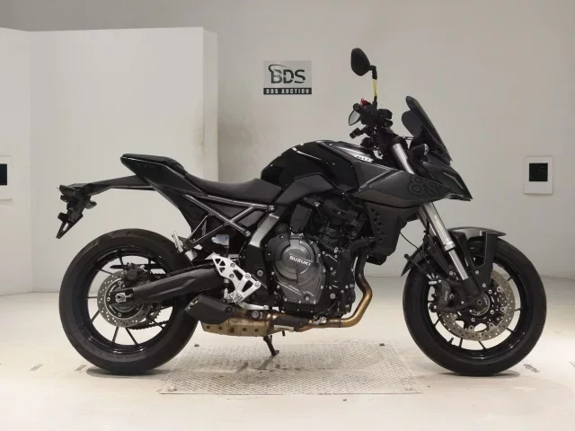 Suzuki GSX-8S