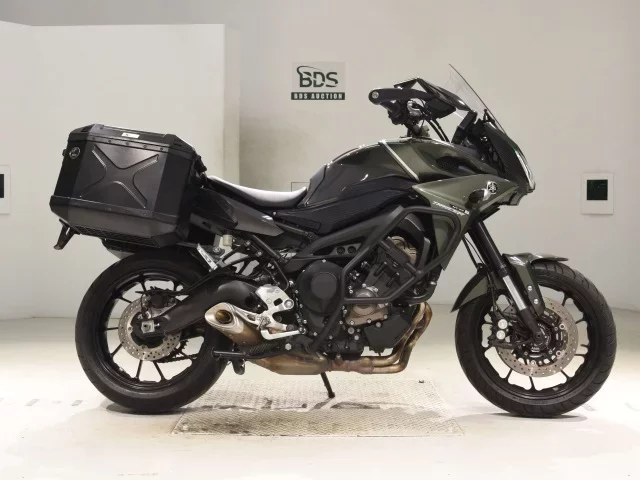 Yamaha MT-09 лот № 5064 оценка 5  с аукциона в Японии