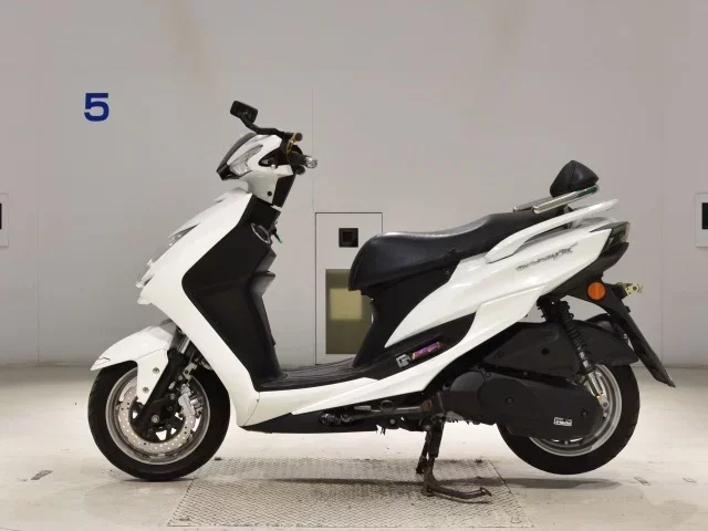 Yamaha CYGNUS 125XSR-3