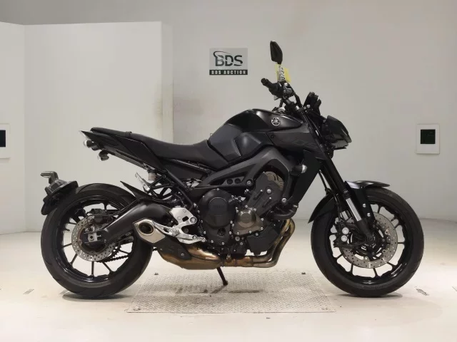 Yamaha MT-09A лот № 0373 оценка 4  с аукциона в Японии