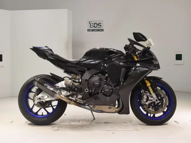 Yamaha YZF-R1M лот № 5282 оценка 4  с аукциона в Японии