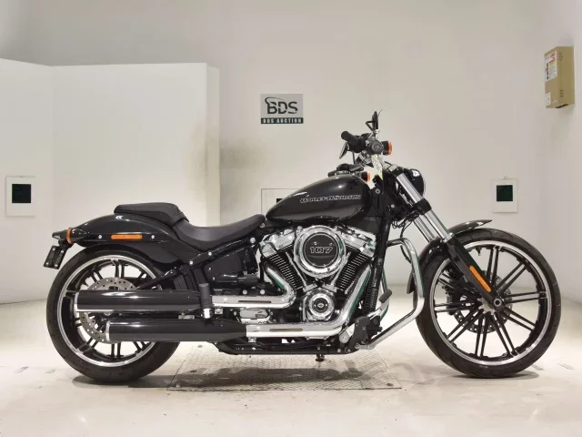 Harley-Davidson HARLEY FXBR1750 лот № 5197 оценка 5  с аукциона в Японии