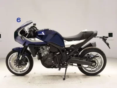 Honda HAWK11  с аукциона в Японии