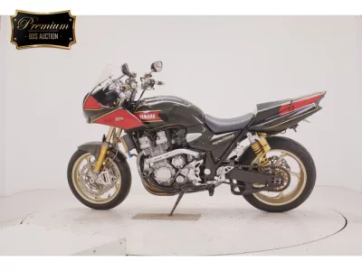 Yamaha XJR1300-2  с аукциона в Японии