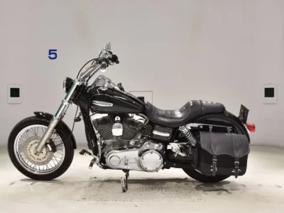 Harley-Davidson HARLEY FXDC1580