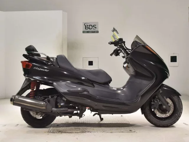 Yamaha MAJESTY 250C лот № 2695 оценка 4  с аукциона в Японии