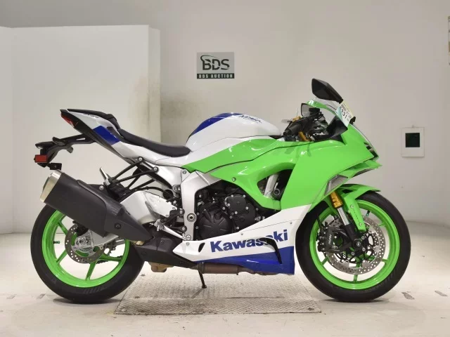 Kawasaki ZX-6RA лот № 5231 оценка 7  с аукциона в Японии