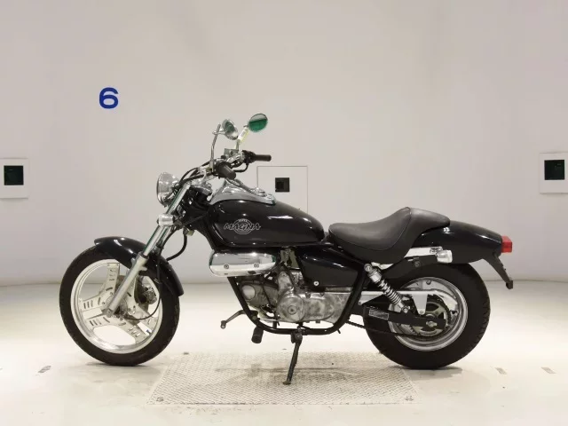 Honda MAGNA 50