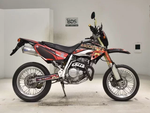 Aprilia  SRV850 лот № 5297 оценка 4  с аукциона в Японии