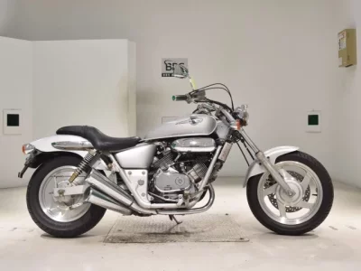 Honda MAGNA 250  с аукциона в Японии