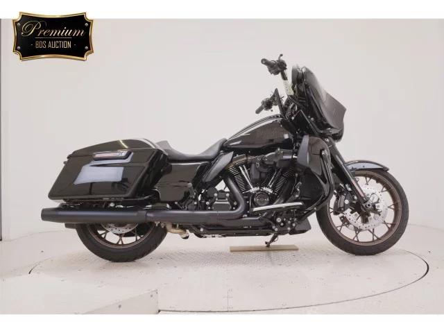 Harley-Davidson HARLEY FLHXST1920 лот № 7553 оценка 6  с аукциона в Японии