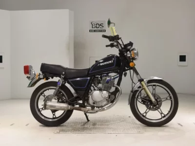 Suzuki GN125H