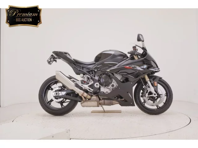 BMW  S1000RR лот № 0023 оценка 6  с аукциона в Японии