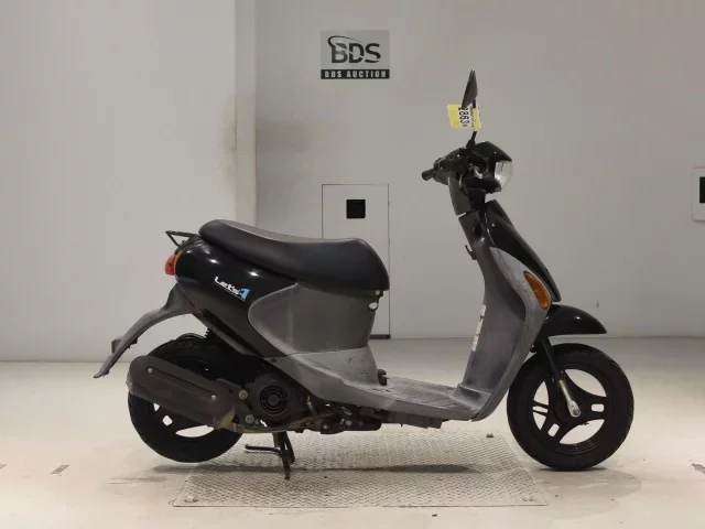 Suzuki LET S4
