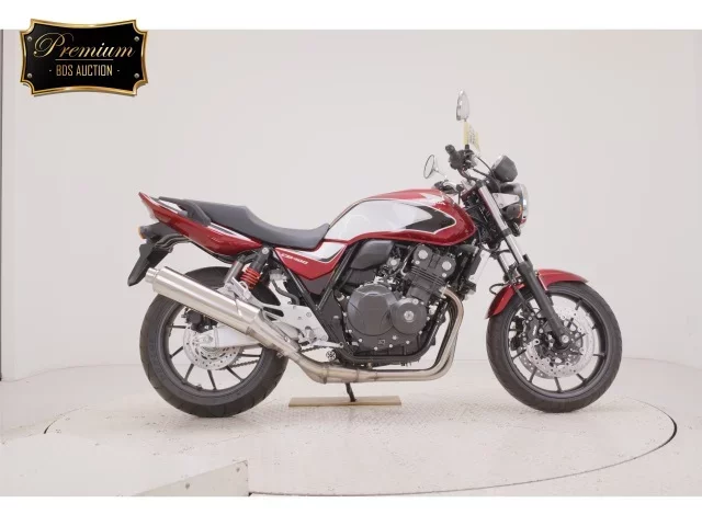 Honda CB400SFV-4ABS лот № 0028 оценка 9  с аукциона в Японии