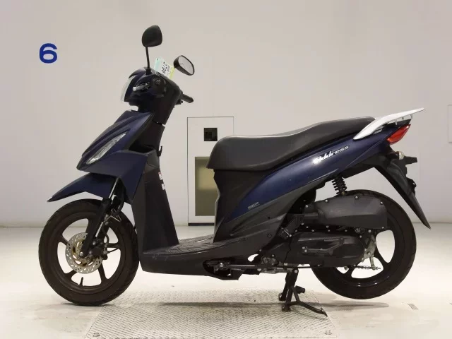 Suzuki ADDRESS110-2