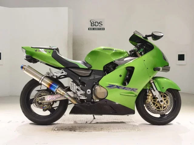 Kawasaki ZX-12R лот № 5209 оценка 4  с аукциона в Японии