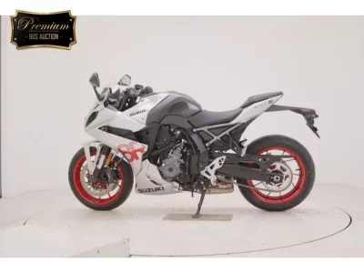 Suzuki GSX-8R  с аукциона в Японии