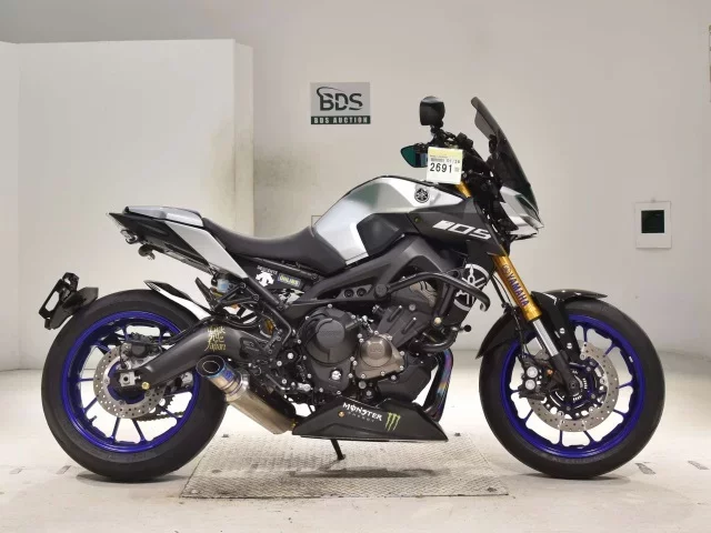 Yamaha MT-09ASP лот № 2691 оценка 4  с аукциона в Японии