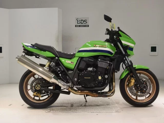 Kawasaki ZRX1200 лот № 5276 оценка 4  с аукциона в Японии