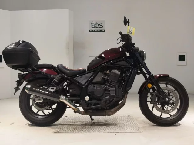 Honda REBEL 1100D лот № 2867 оценка 5  с аукциона в Японии