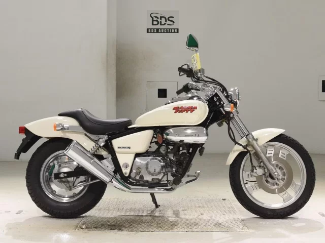 Honda MAGNA 50