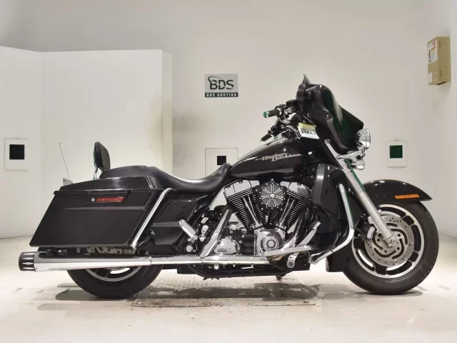Harley-Davidson HARLEY FLHX1580 лот № 2764 оценка 4  с аукциона в Японии