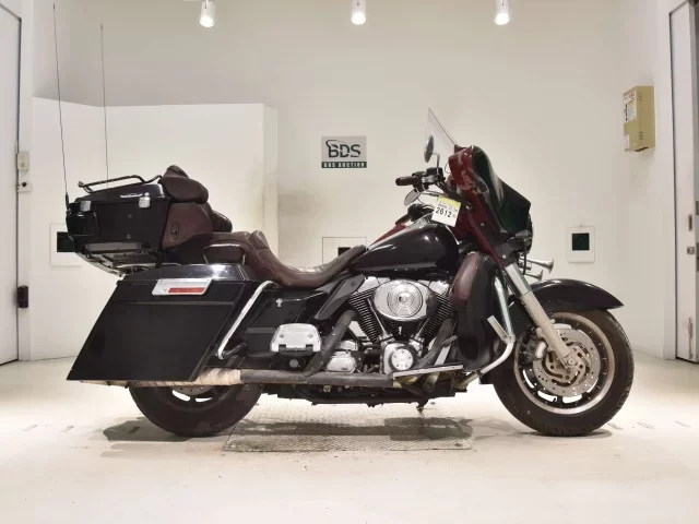 Harley-Davidson HARLEY FLHTCU1450