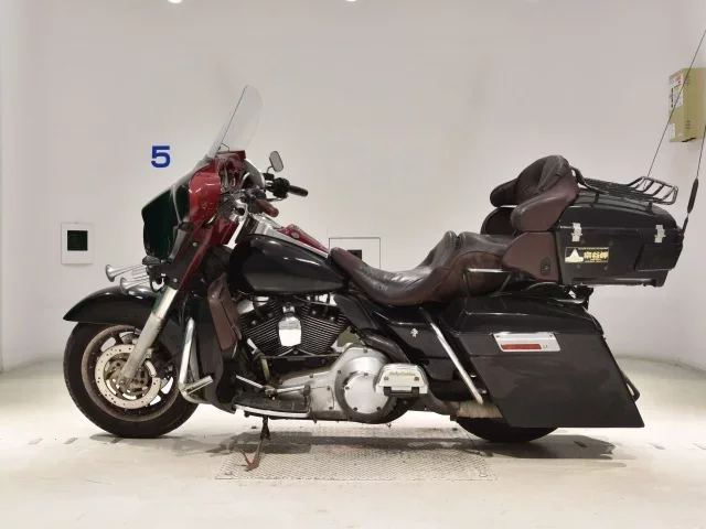 Harley-Davidson HARLEY FLHTCU1450
