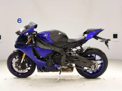 Yamaha YZF-R1  с аукциона в Японии