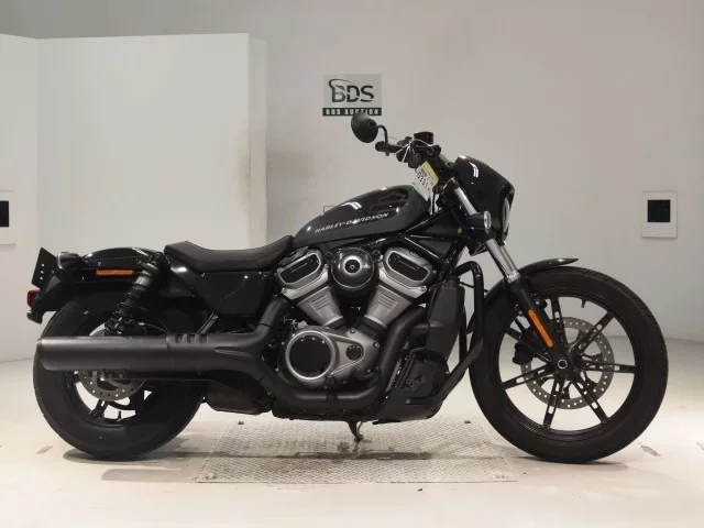 Harley-Davidson HARLEY RH975 лот № 0331 оценка 4  с аукциона в Японии