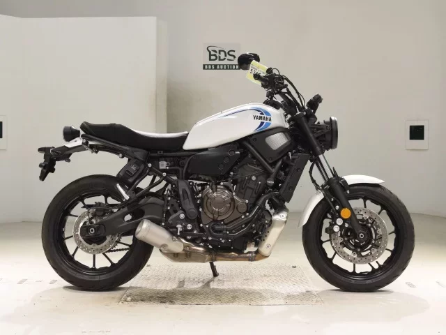 Yamaha XSR700-2