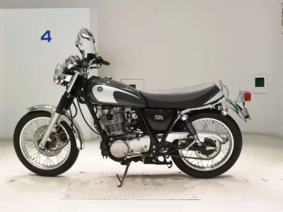 Yamaha SR400-5  с аукциона в Японии