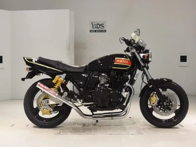 Yamaha XJR400 лот № 0476 оценка 4  с аукциона в Японии