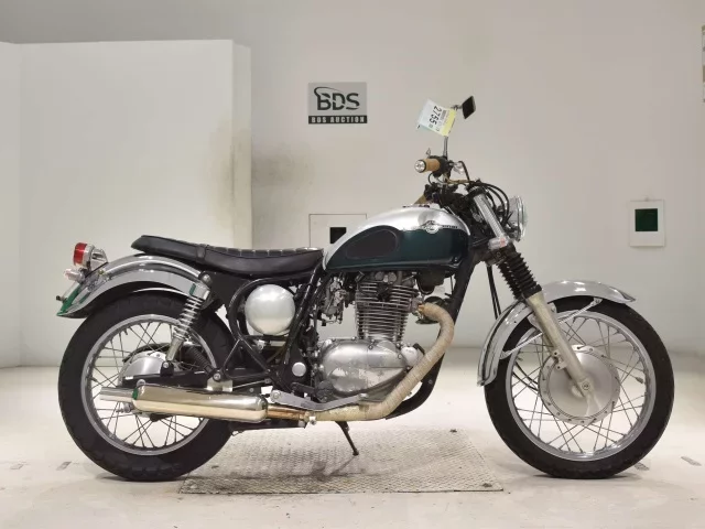 Kawasaki ESTRELLA250 лот № 2755 оценка 4  с аукциона в Японии