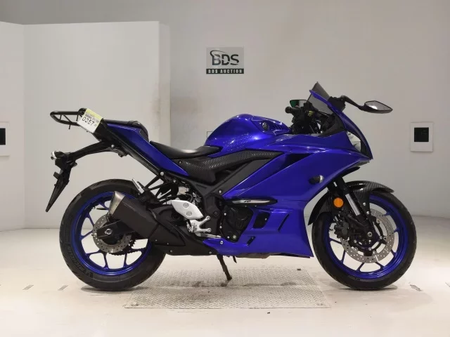 Yamaha YZF-R3 лот № 0357 оценка 5  с аукциона в Японии