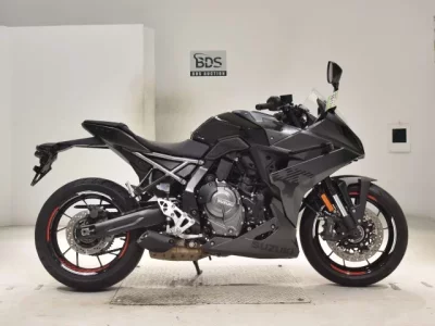 Suzuki GSX-8R  с аукциона в Японии