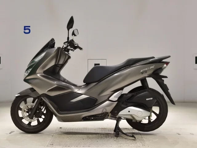 Honda PCX125-3
