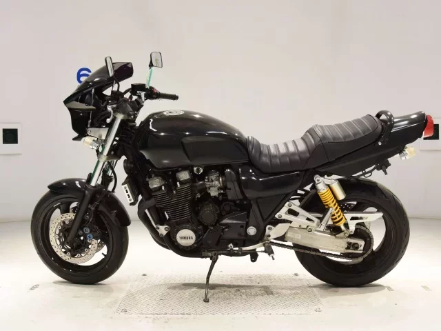 Yamaha XJR1300