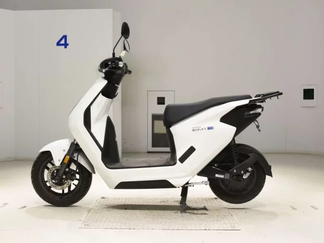 Honda EM1E: