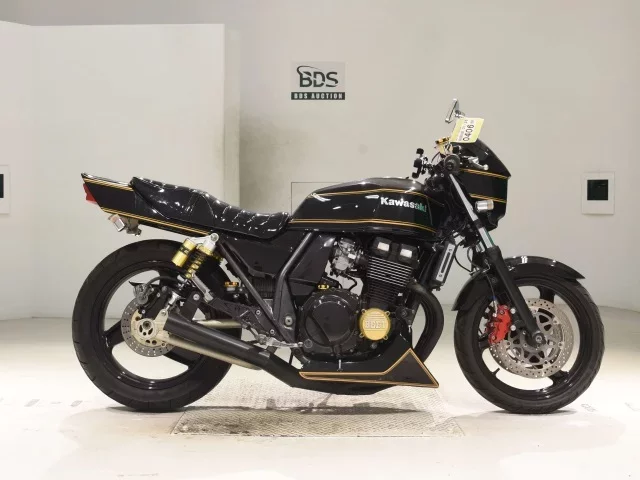 Kawasaki ZRX400