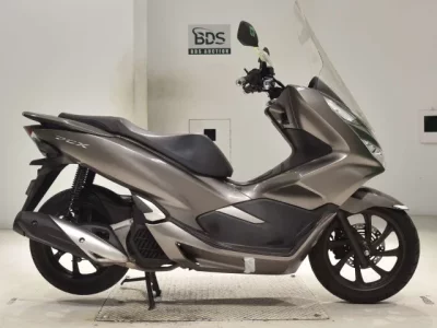 Honda PCX125-3