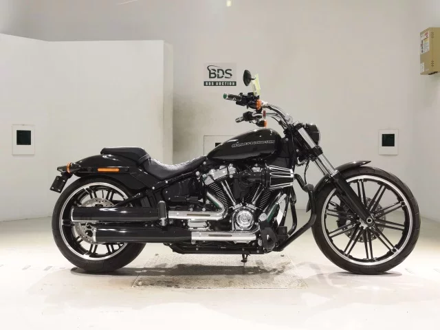 Harley-Davidson HARLEY FXBRS1870 лот № 5254 оценка 5  с аукциона в Японии