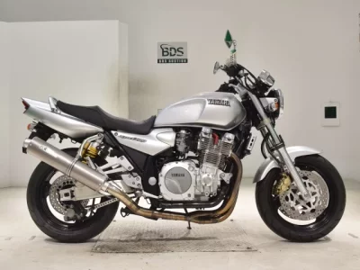 Yamaha XJR1300  с аукциона в Японии