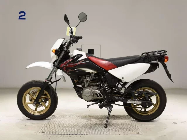 Honda XR100 MOTARD